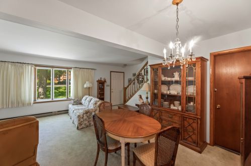 5147 Camelot Ln, Milwaukee WI 53221-3121 exterior