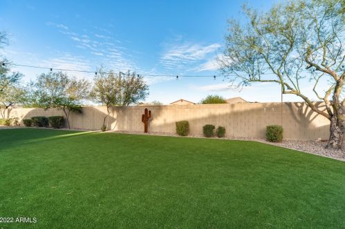 42007 45th Dr, Phoenix AZ  85086-1445 exterior