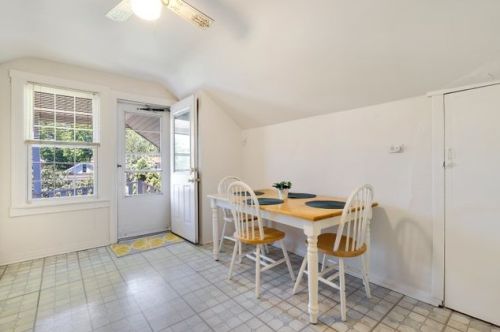 2208 Harlem Ave, Chicago IL 60707-1629 exterior