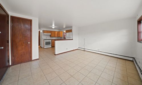 832 17 Ave, Broadview IL 60153-1856 exterior