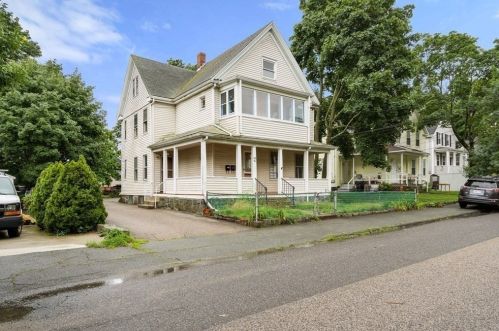 46 Albertina St, Quincy, MA 02169-6312