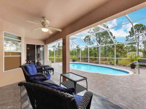 2415 58th Ave, Naples, FL 34120-2516