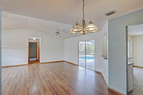 681 College Park Rd, Fort Pierce FL 34953-3330 exterior