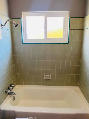 1723 Melody Ln, Bakersfield CA 93308-2224 exterior