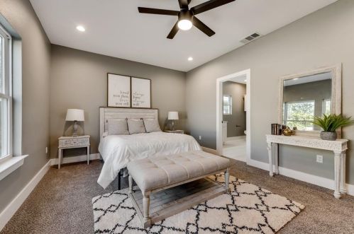 4547 Corregidor St, Dallas TX 75216-5015 exterior