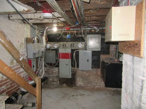 8 Stebbins St, Springfield MA 01109-4217 exterior