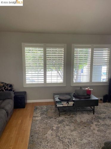 1008 Fox Meadow Way, Concord, CA 94518-2907