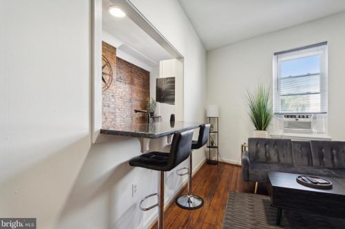 2115 Cumberland St, Philadelphia PA 19125-1718 exterior