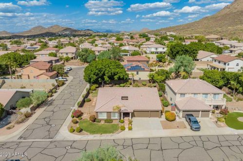 6336 Avenida Del Rey, Phoenix, AZ 85083-1832