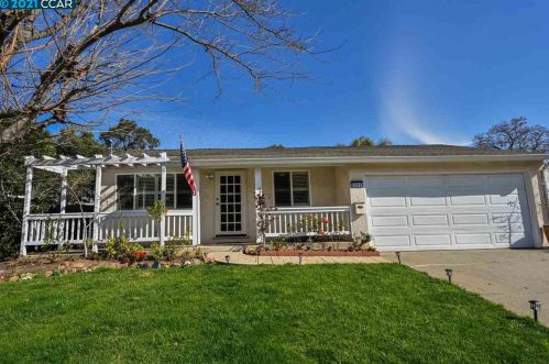5091 Black Oak Rd, Concord, CA 94521-4516