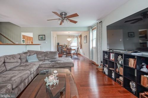 2402 Andover Rd, Riverton NJ 08077-3510 exterior