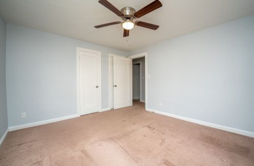 119 Highland Ave, West Springfield MA 01089-1017 exterior