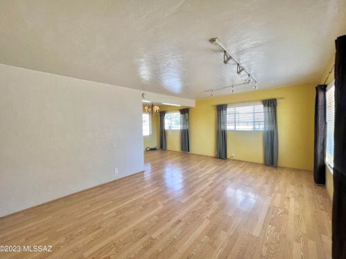 3025 4th St, Tucson AZ  85716-4425 exterior