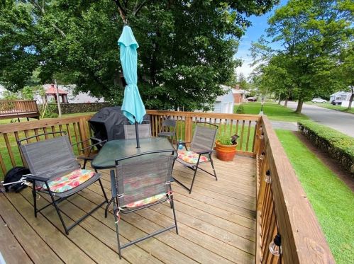 229 Cohasset St, Worcester MA 01604-2356 exterior