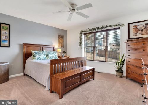 106 Cross Creek Dr, Primrose PA 17901-8727 exterior