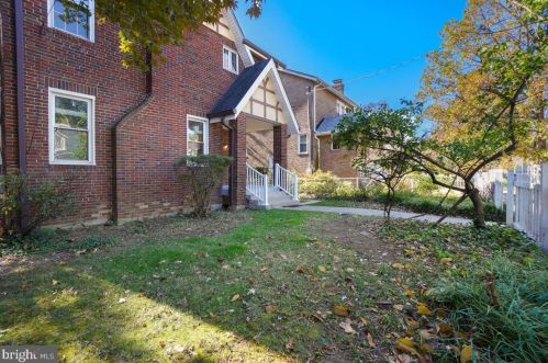 726 Fern Pl, Washington, DC 20012-1830