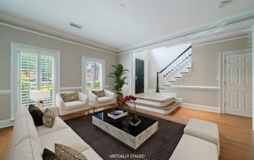 402 Ansley Villa Dr, Atlanta GA  30324-4811 exterior