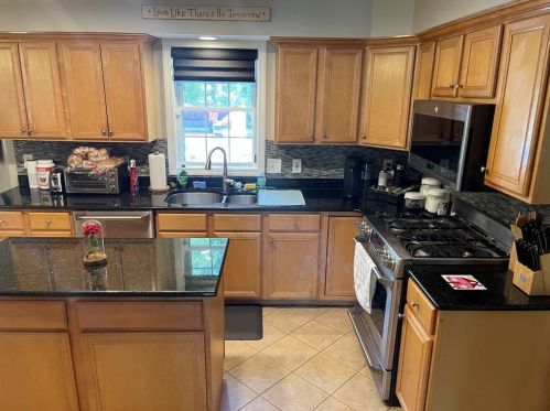 357 Forest St, Methuen MA  01844-1934 exterior