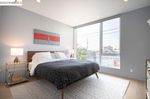 1028 Grayson St, Berkeley CA 94710-2643 exterior