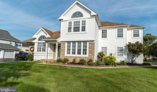 1854 Heritage Dr, Jamison, PA 18929-1636