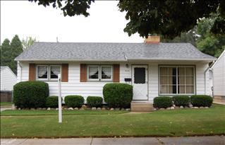 6111 Idaho St, Milwaukee WI  53219-3043 exterior