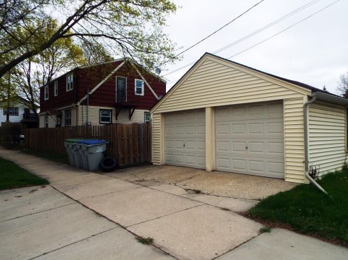 5931 Siegfried Pl, Milwaukee WI 53214-1842 exterior