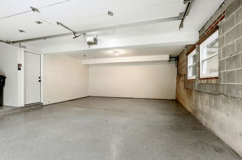 10826 Longwood Dr, Chicago IL  60643-3313 exterior