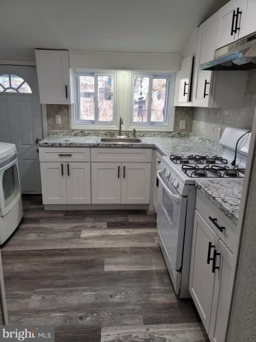 1022 Broad St, Trenton NJ  08611-1408 exterior