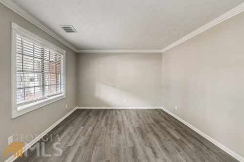 6460 Connell Rd, Atlanta GA  30349-4538 exterior