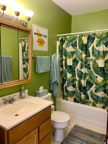 1028 46, Milwaukee WI 53208-3120 exterior