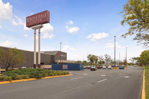 2800 Hamline Ave, Saint Paul MN  55113-7123 exterior