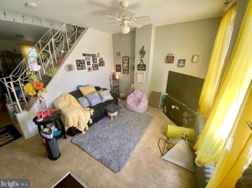 5012 Glenloch St, Philadelphia, PA 19124-2111