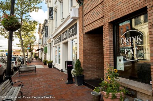 205 Yale Blvd, Red Bank NJ 07702 exterior