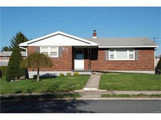 2304 Lafayette Ave, Bethlehem PA  18017-5020 exterior