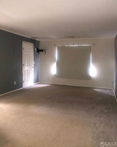 12 Murdock St, Perth Amboy NJ 08863-1224 exterior