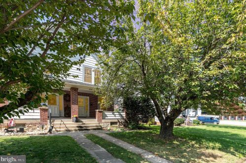 1034 Broadway, Hanover, PA 17331-1505