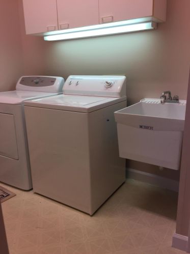 557 New Castle Cv, Fort Pierce FL  34986-3406 exterior