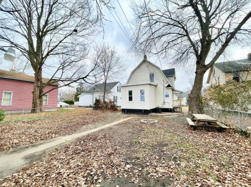 266 Myrtle Ave, Meskegon MI  49442-3260 exterior