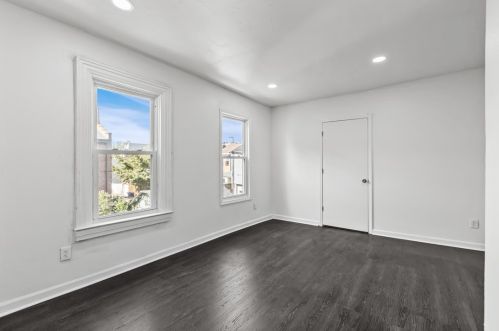 4923 Butler St, Pittsburgh PA 15201-2647 exterior