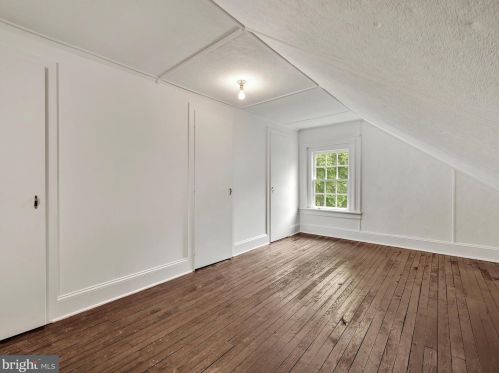 1318 Howard Ave, Primrose PA 17901-3418 exterior