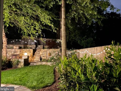 7426 Piney Branch Rd, Silver Spring MD 20901-4352 exterior