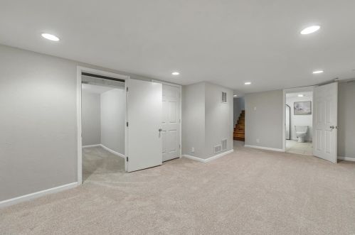 12143 Sunnycrest Pl, Hazelwood MO 63043-1222 exterior