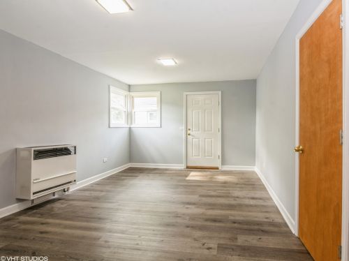 12611 Elizabeth St, Chicago IL  60827-6110 exterior