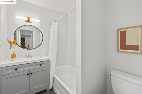 1070 Peralta, Berkeley CA 94706-2118 exterior