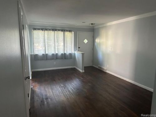 5394 Campbell St, Dearborn Heights MI  48125-2729 exterior