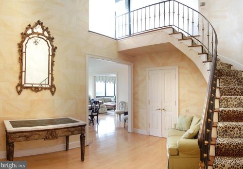 2700 Virginia Ave, Washington DC 20037-1909 exterior