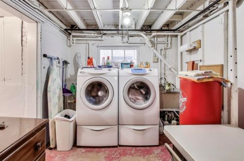 6207 Moody Ave, Chicago IL 60638-4313 exterior