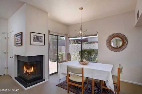 4413 Kleindale Rd, Tucson AZ 85749-8331 exterior