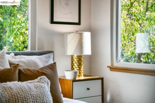 154 Avenida Dr, Berkeley CA 94708-2145 exterior