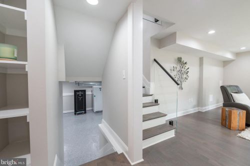 820 Malibu Dr, Silver Spring MD  20901-3648 exterior